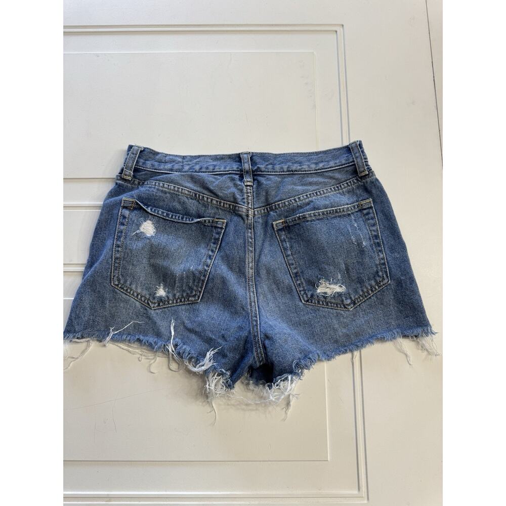 Free People We The Free Sofia Distressed Raw Hem Cut Off Denim Shorts Sz 28 - Picture 5 of 5